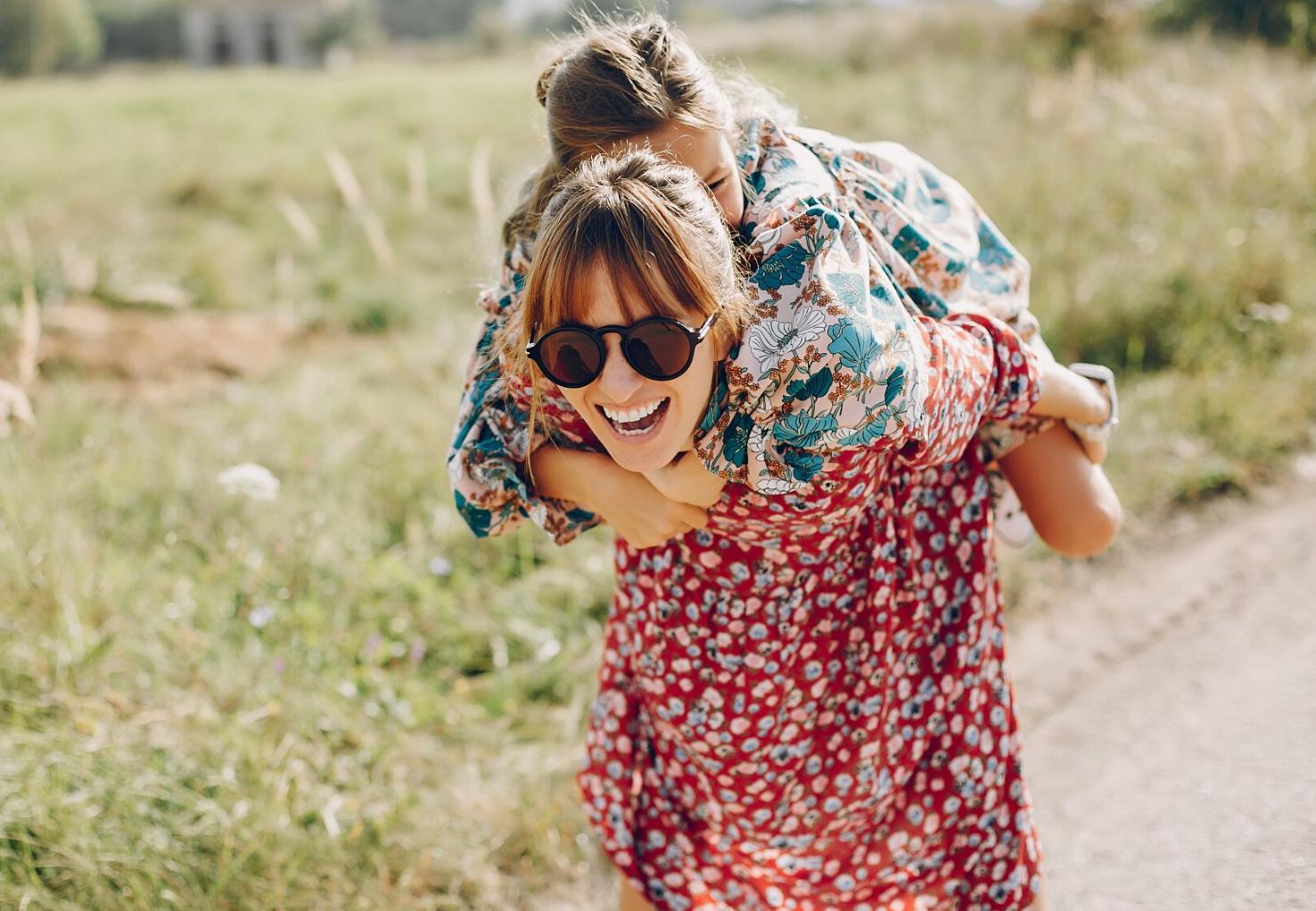 A diferença entre alegria e felicidade, por que isso importa mais do que imagina 