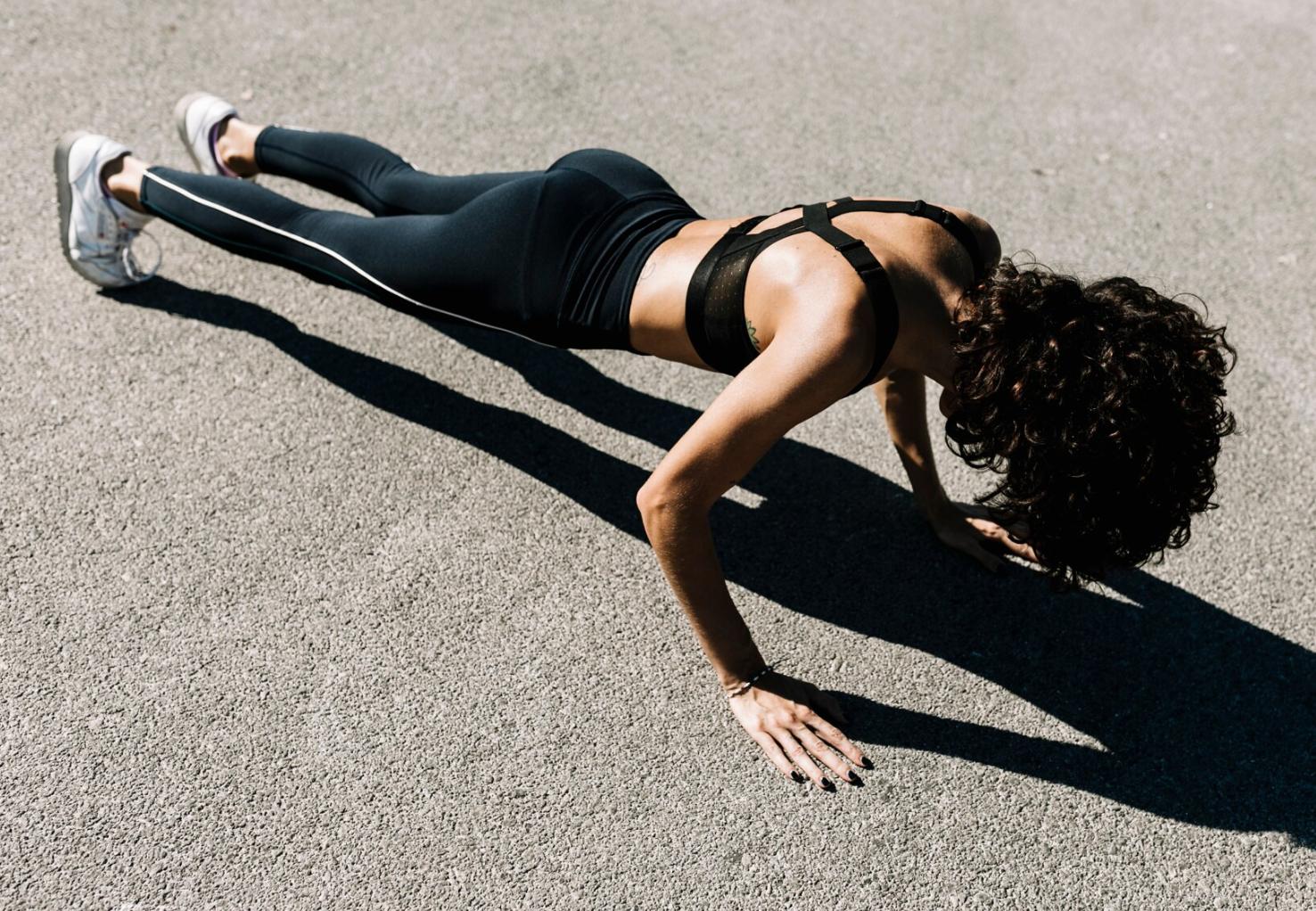 8 exercícios cardiovasculares de baixo impacto para quem quer se mexer sem se magoar