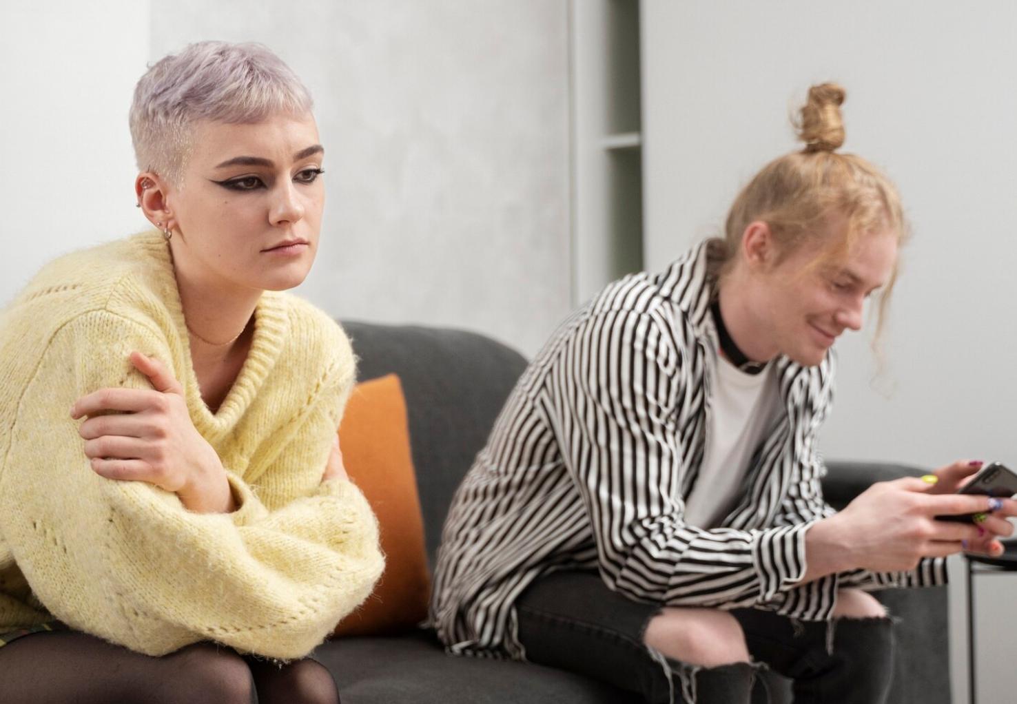 Como lidar com sentimentos de ciúme nas relações humanas